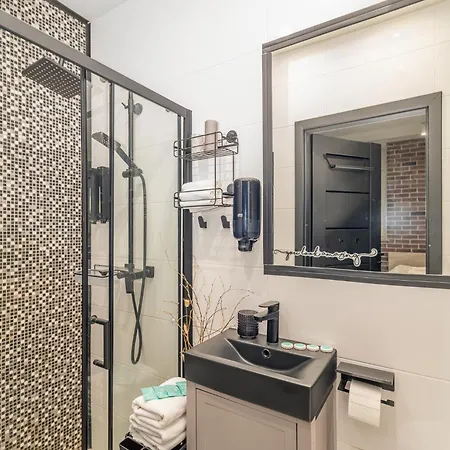 Lägenhet Grzegorzki - Station Nearby - By Rentujemy